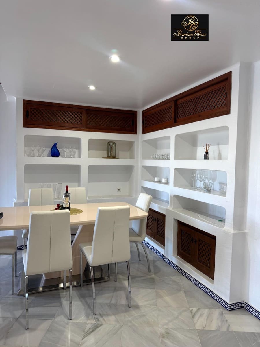 3 soverom Penthouse til salgs i Torrevieja med garasje - € 319 000 (Ref: 9217402)