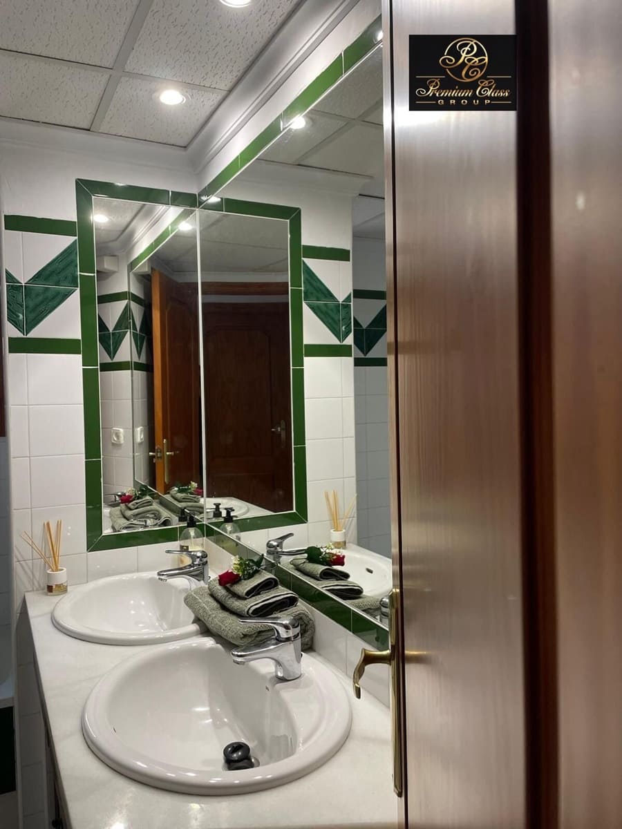 3 soverom Penthouse til salgs i Torrevieja med garasje - € 319 000 (Ref: 9217402)