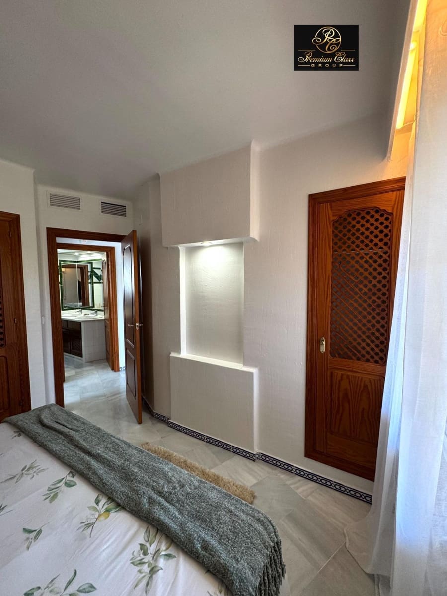 3 soverom Penthouse til salgs i Torrevieja med garasje - € 319 000 (Ref: 9217402)