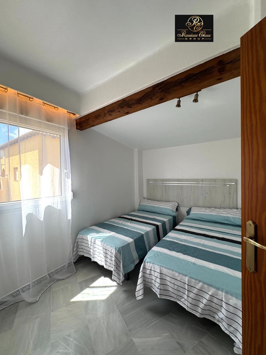 3 soverom Penthouse til salgs i Torrevieja med garasje - € 319 000 (Ref: 9217402)