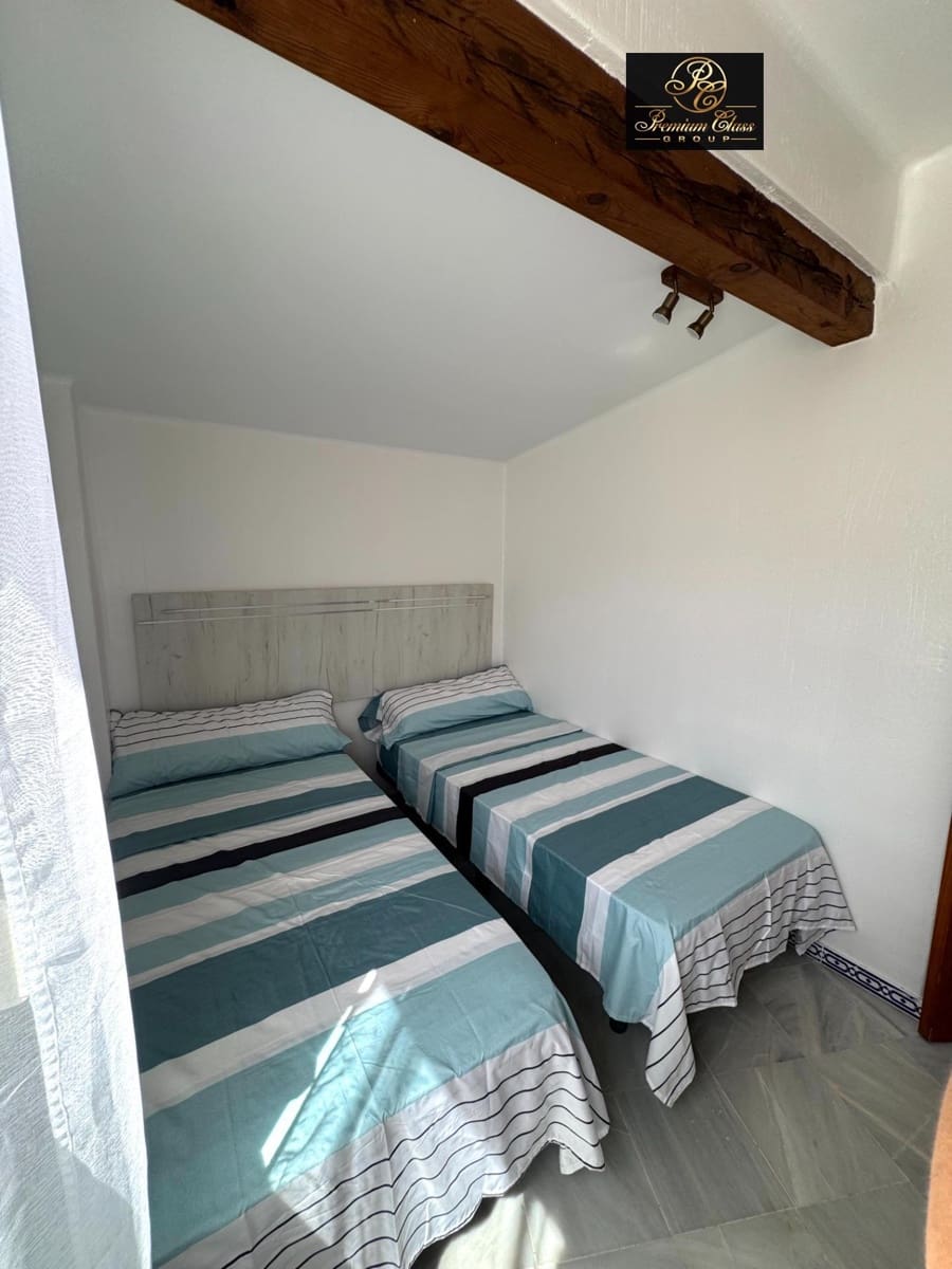 3 soverom Penthouse til salgs i Torrevieja med garasje - € 319 000 (Ref: 9217402)