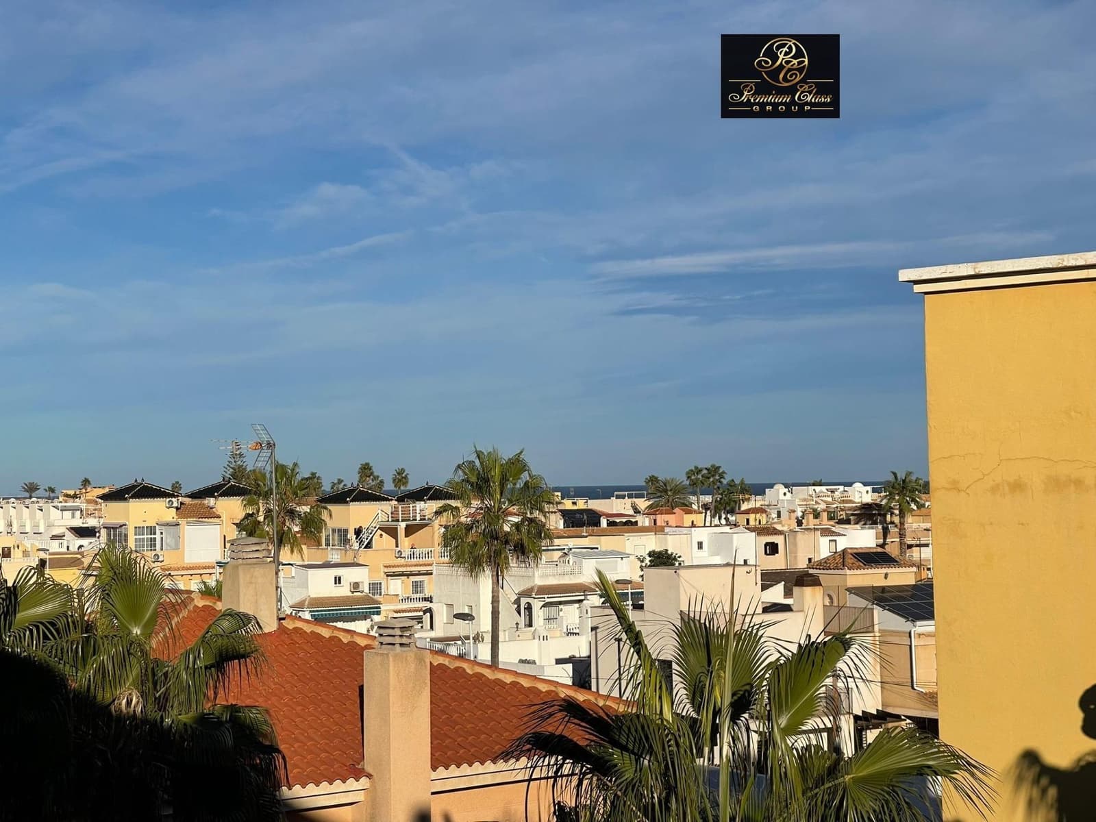 3 chambre Penthouse à vendre à Torrevieja avec garage - 319 000 € (Ref: 9217402)