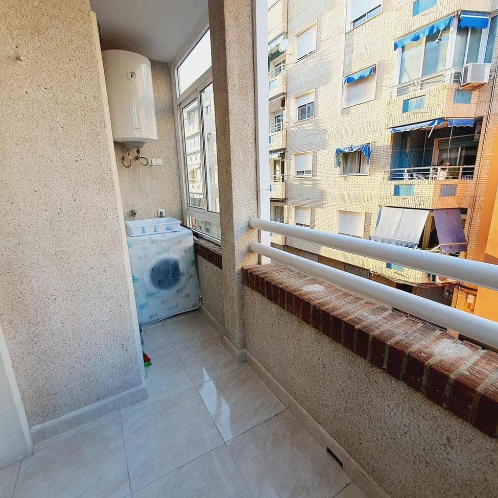 3 soveværelse Lejlighed til salg i Torrevieja - € 165.000 (Ref: 9219965)