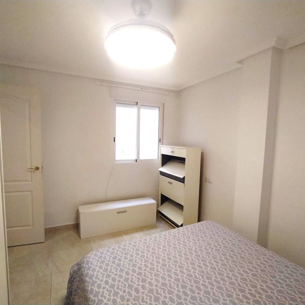 3 soveværelse Lejlighed til salg i Torrevieja - € 165.000 (Ref: 9219965)