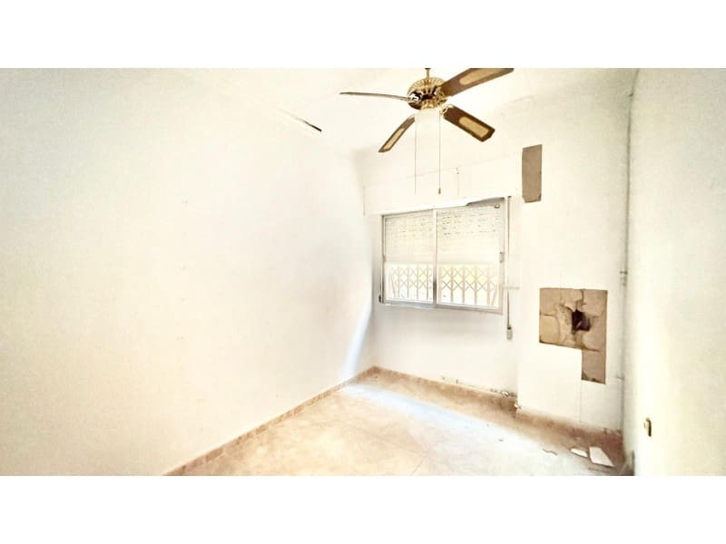 4 chambre Appartement à vendre à Torrevieja - 156 000 € (Ref: 9228518)