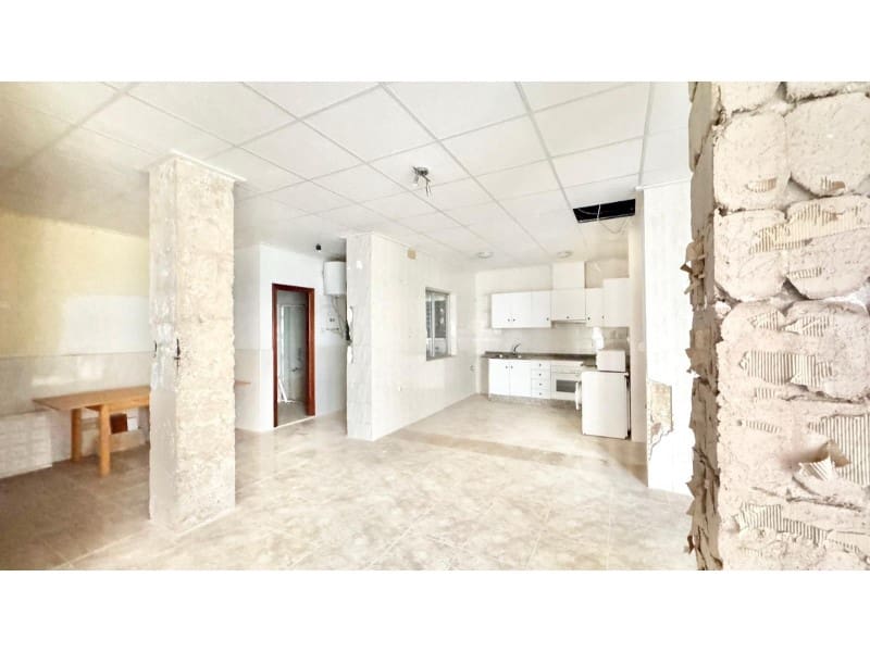 4 chambre Appartement à vendre à Torrevieja - 156 000 € (Ref: 9228518)