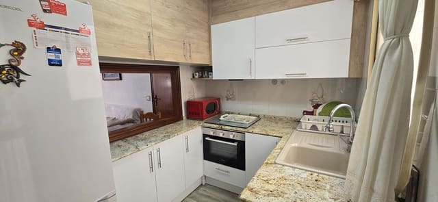 2 slaapkamer Appartement te koop in Lo Pagan, San Pedro del Pinatar met garage - € 149.900 (Ref: 9232559)