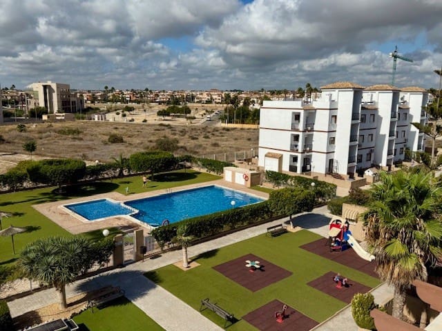 2 chambre Appartement à vendre à Lomas de Cabo Roig - Los Dolses, Orihuela avec piscine garage - 169 000 € (Ref: 9242918)