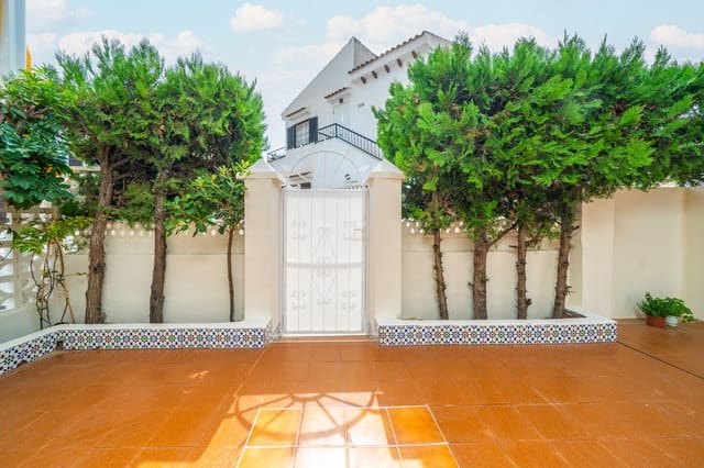 2 soveværelse Bungalow til salg i Aguas Nuevas, Torrevieja med swimmingpool - € 180.000 (Ref: 9242925)