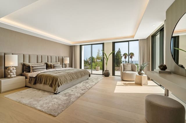 5 slaapkamer Villa te koop in Lomas De Marbella, Marbella met zwembad - € 7.800.000 (Ref: 9242937)