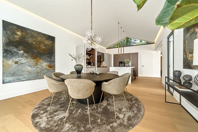 5 sypialnia Willa na sprzedaż w Golden Mile, Marbella z basenem - 7 800 000 € (Ref: 9242937)