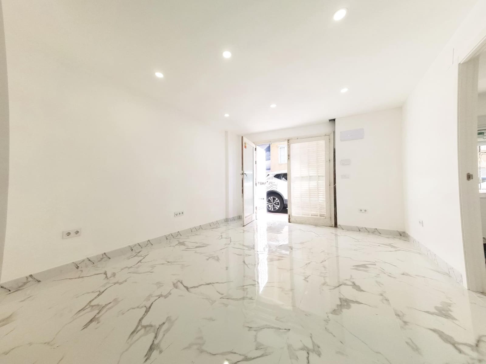 3 quarto Apartamento para venda em Torrevieja com garagem - 209 000 € (Ref: 9247028)