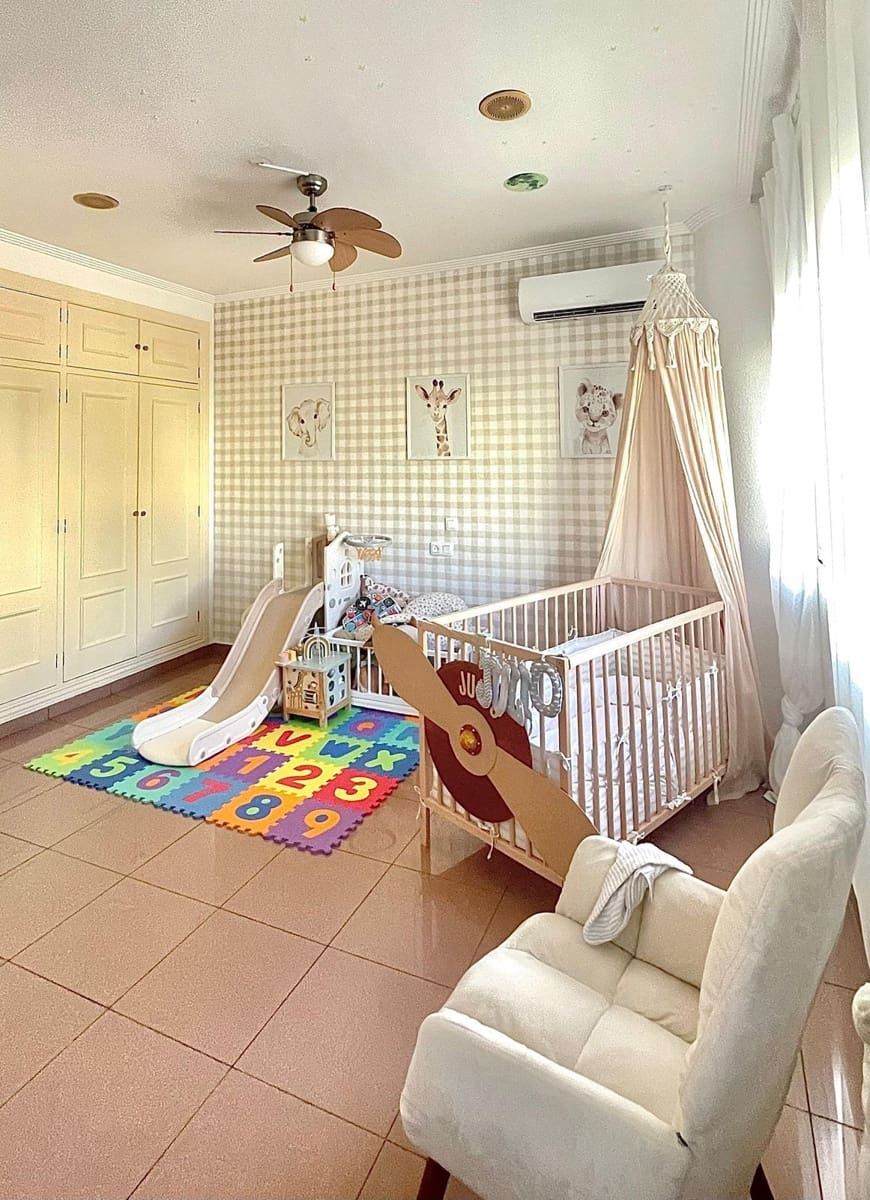 4 bedroom Villa for sale in San Javier with garage - € 295,000 (Ref: 9252004)