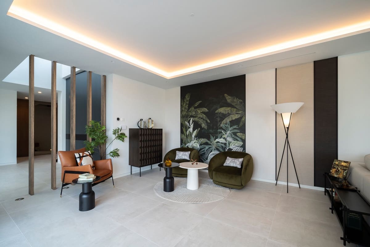 6 soverom Villa til salgs i El Paraiso med svømmebasseng - € 6 800 000 (Ref: 9257116)