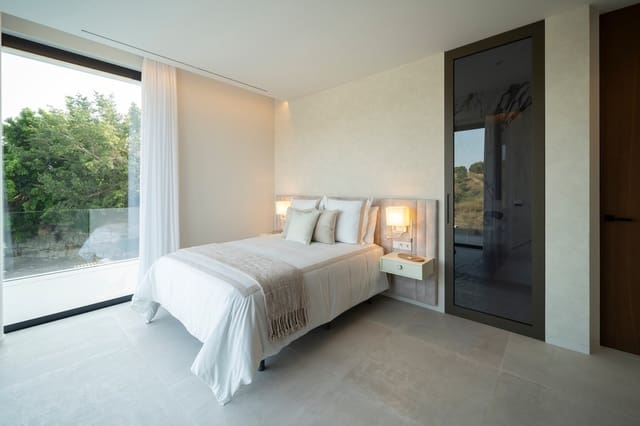 6 sovrum Villa till salu i El Paraiso, Estepona med pool - 6 800 000 € (Ref: 9257116)