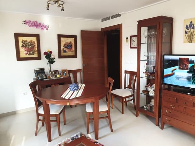 3 makuuhuone Huoneisto myytävänä paikassa Centro - Muelle Pesquero, Torrevieja - 211 000 € (Ref: 9257124)