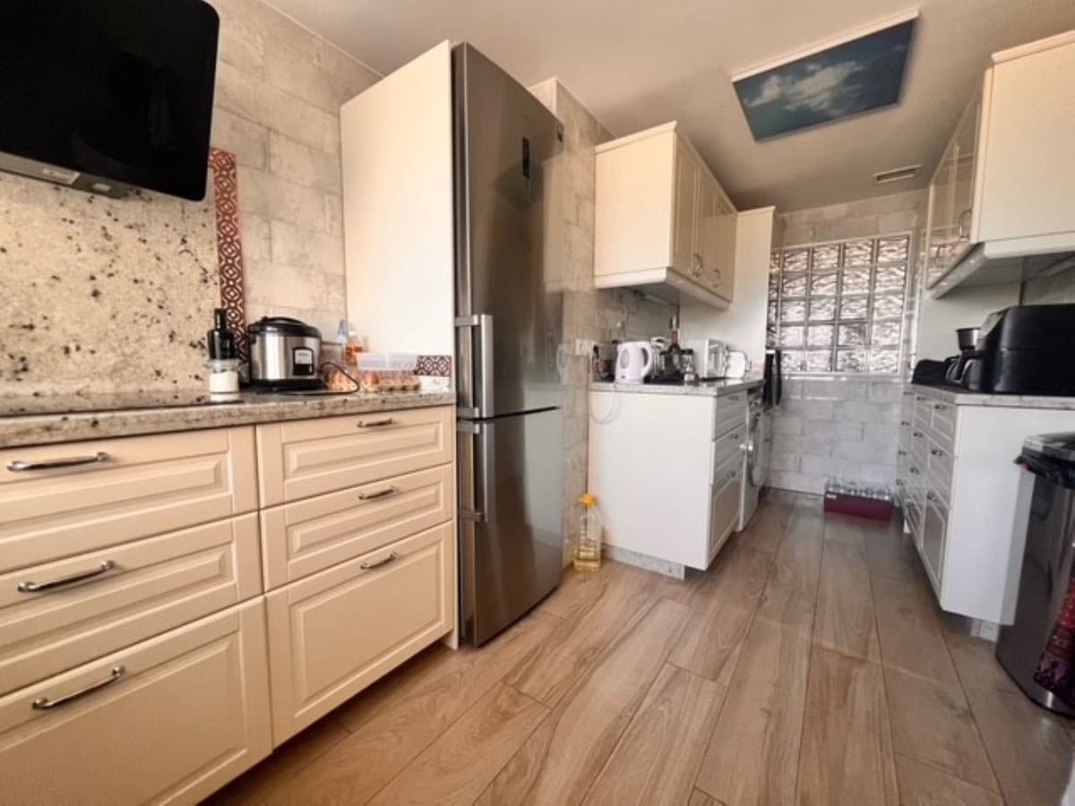2 bedroom Semi-detached Villa for sale in San Pedro de Alcantara with pool - € 435,000 (Ref: 9257126)