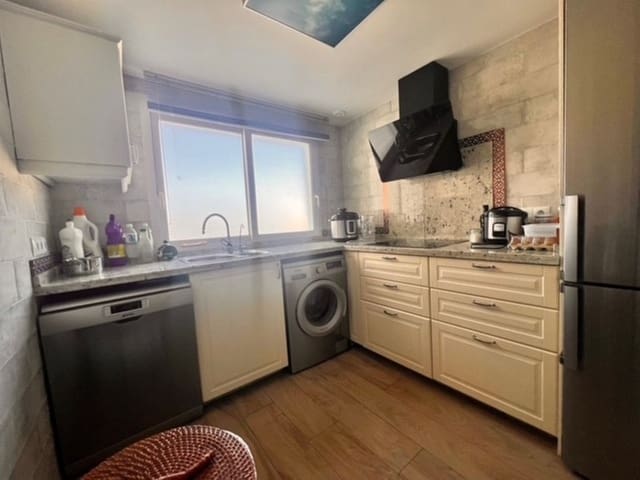 2 soverom Kjedet enebolig til salgs i San Pedro de Alcantara, Marbella med svømmebasseng - € 435 000 (Ref: 9257126)