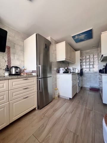 2 soverom Kjedet enebolig til salgs i San Pedro de Alcantara, Marbella med svømmebasseng - € 435 000 (Ref: 9257126)