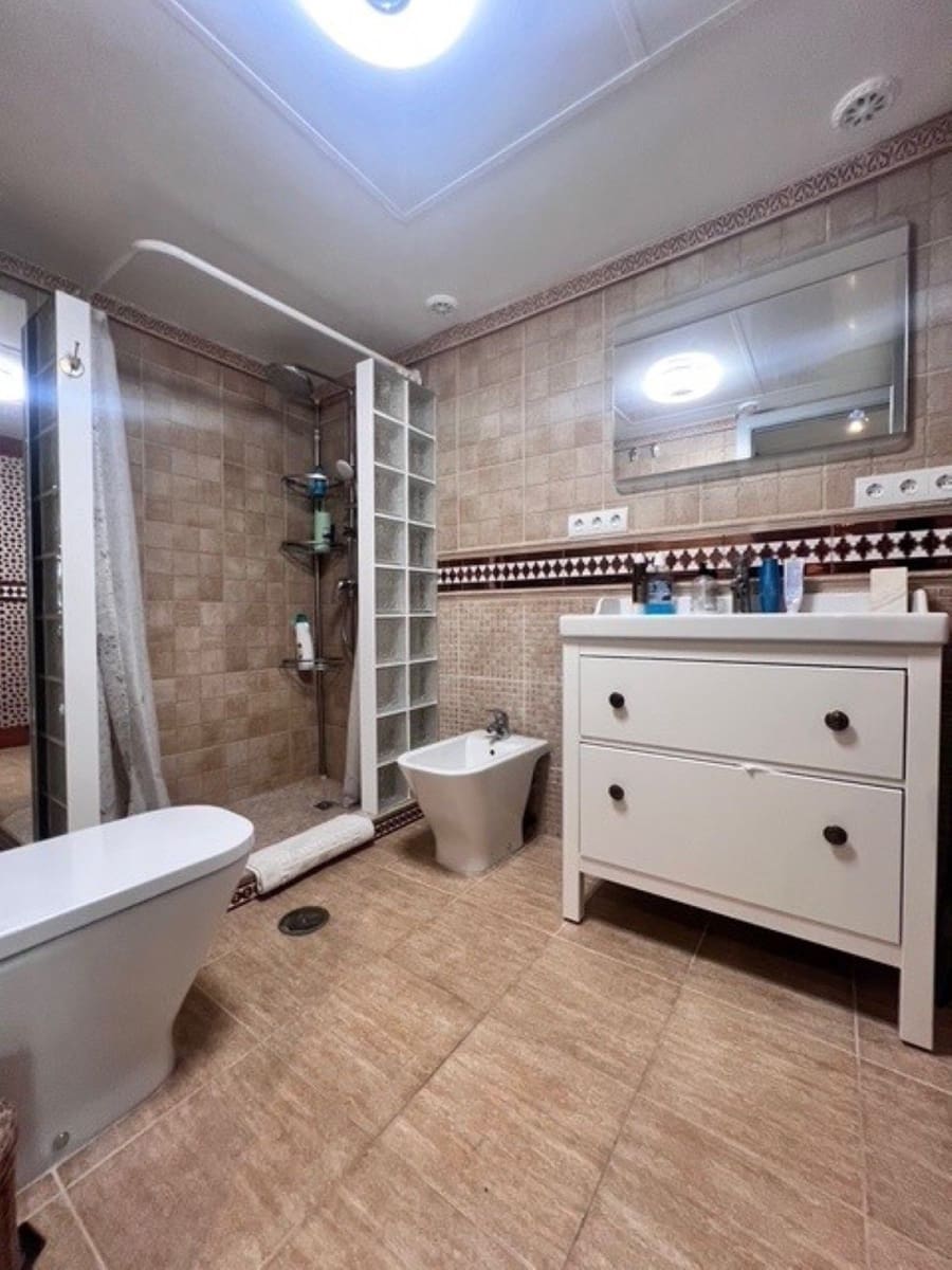 2 bedroom Semi-detached Villa for sale in San Pedro de Alcantara with pool - € 435,000 (Ref: 9257126)