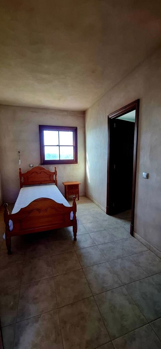 8 sypialnia Willa na sprzedaż w El Cotillo z garażem - 990 000 € (Ref: 9257127)