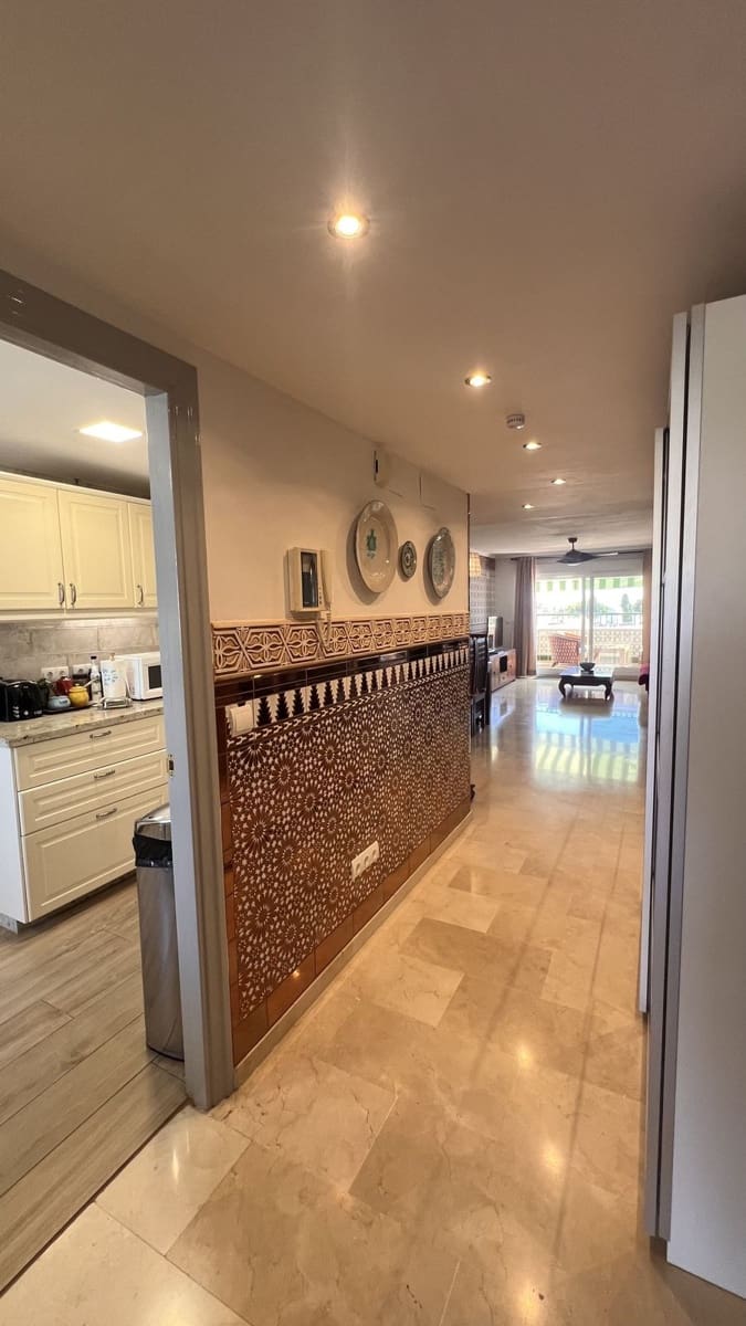 2 makuuhuone Kattohuoneisto myytävänä paikassa San Pedro de Alcantara mukana 
autotalli - 420 000 € (Ref: 9262464)