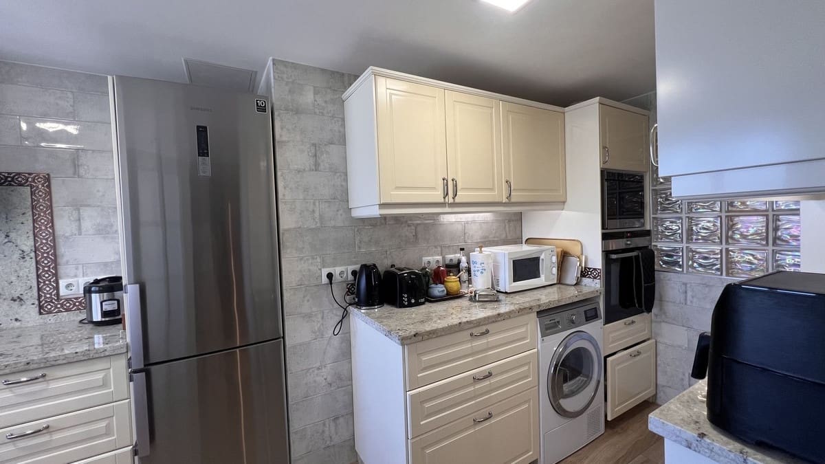 2 makuuhuone Kattohuoneisto myytävänä paikassa San Pedro de Alcantara mukana 
autotalli - 420 000 € (Ref: 9262464)