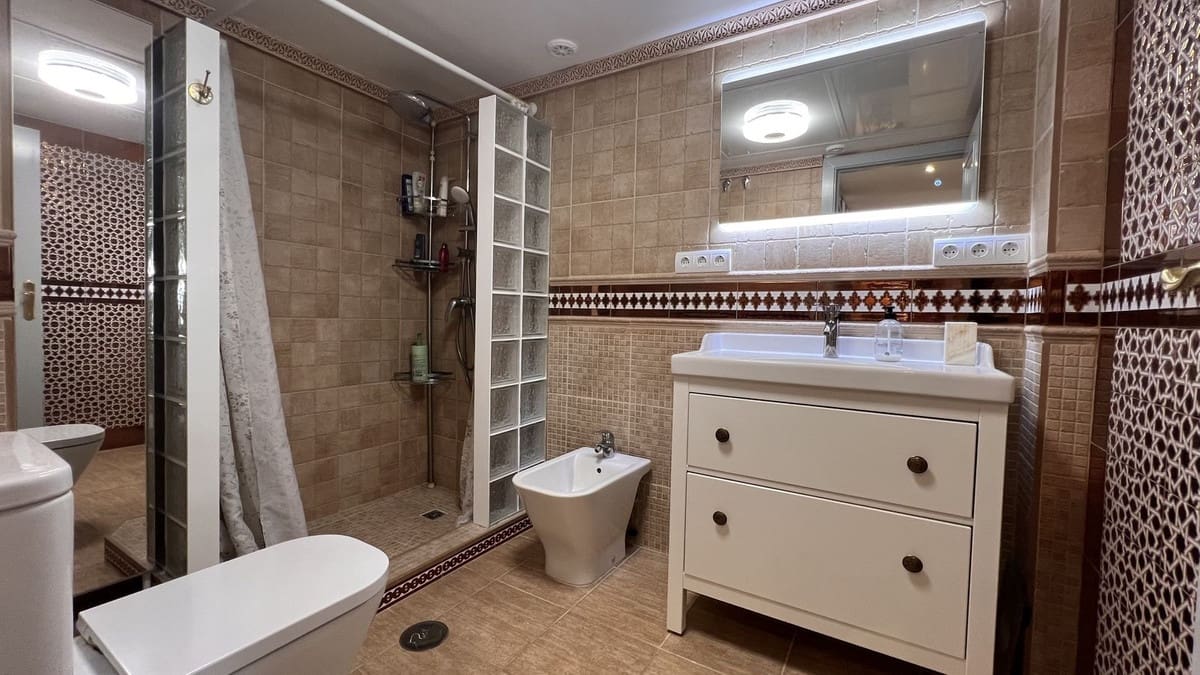 2 makuuhuone Kattohuoneisto myytävänä paikassa San Pedro de Alcantara mukana 
autotalli - 420 000 € (Ref: 9262464)