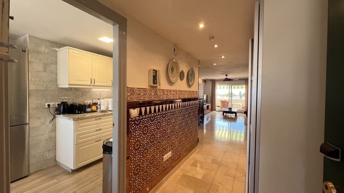 2 makuuhuone Kattohuoneisto myytävänä paikassa San Pedro de Alcantara mukana 
autotalli - 420 000 € (Ref: 9262464)