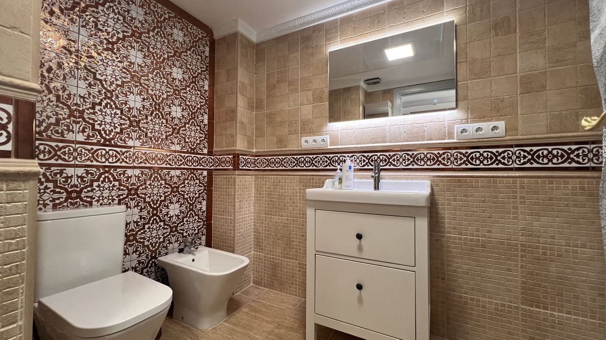 2 makuuhuone Kattohuoneisto myytävänä paikassa San Pedro de Alcantara mukana 
autotalli - 420 000 € (Ref: 9262464)