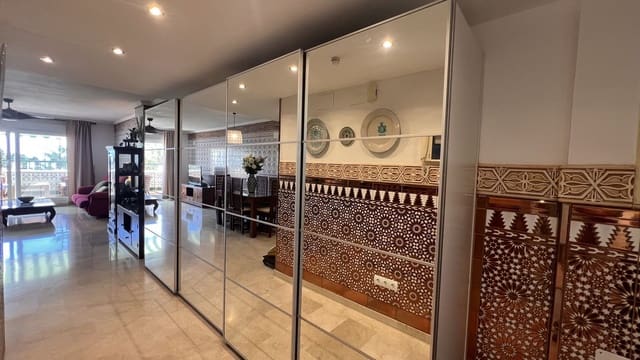 2 bedroom Penthouse for sale in Guadalmina Baja, Marbella with garage - € 420,000 (Ref: 9262464)