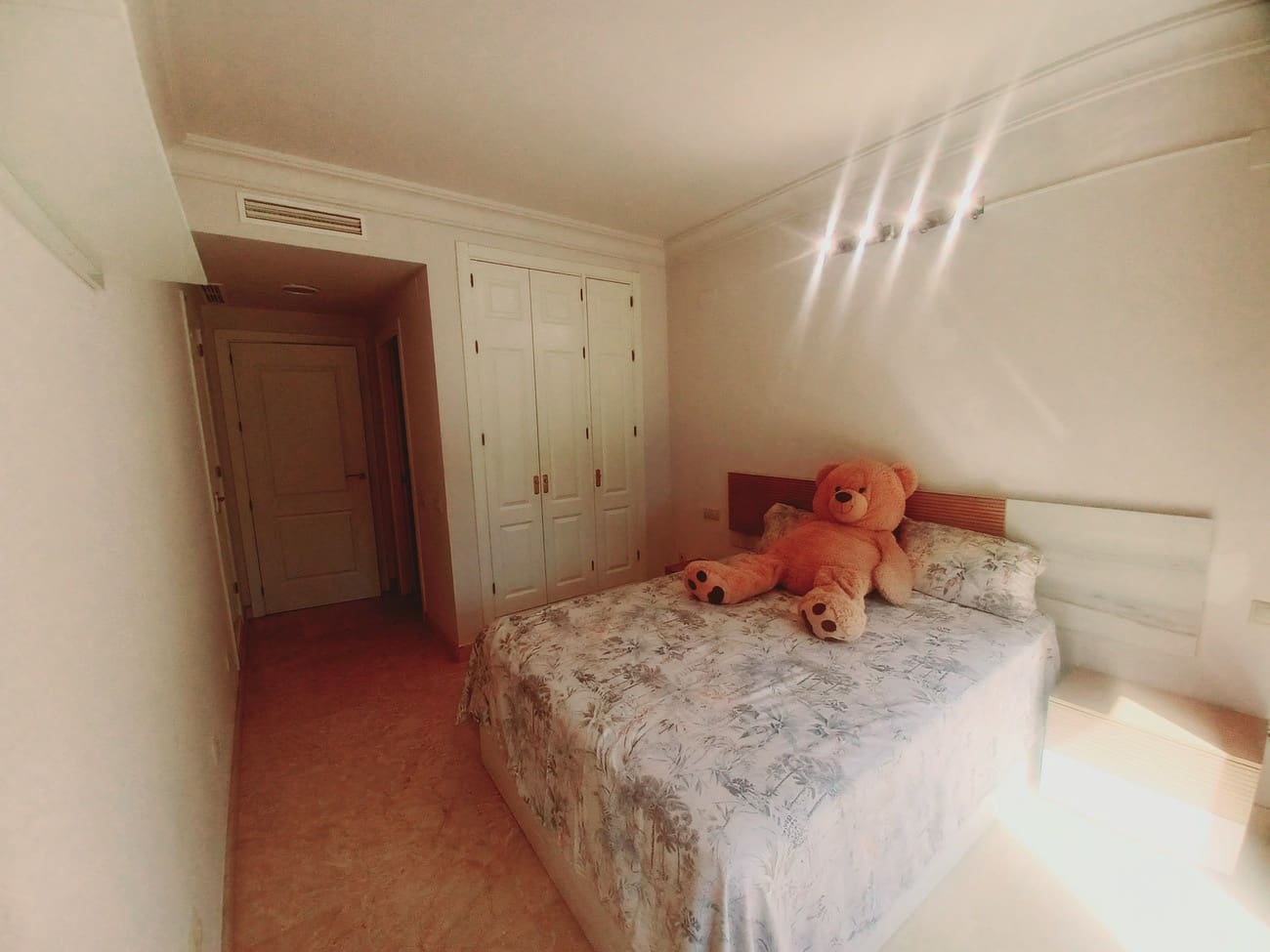 2 soverom Leilighet til salgs i Los Alcazares med svømmebasseng garasje - € 175 000 (Ref: 9264277)