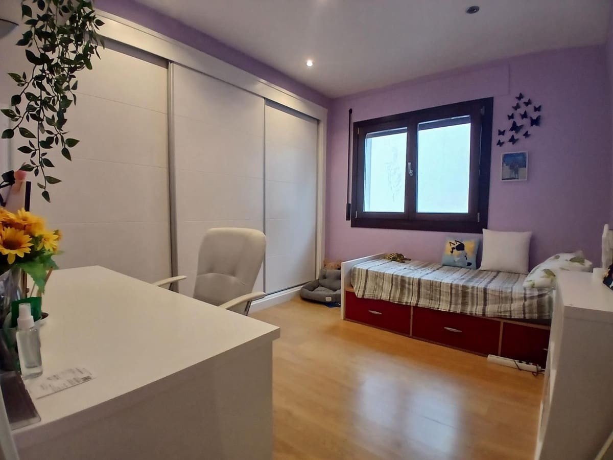 Apartamento de 4 habitaciones en Fuengirola en venta con garaje - 850.000 € (Ref: 9264282)