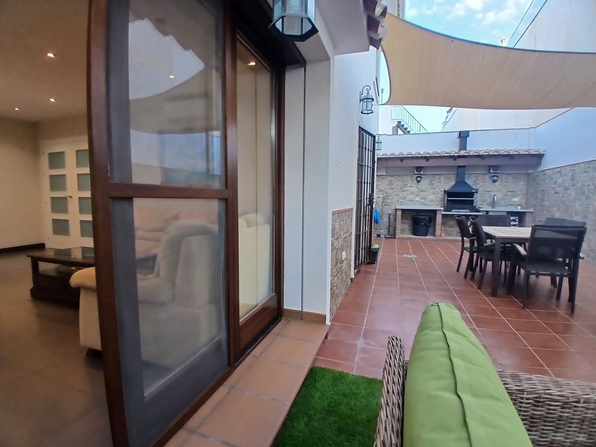 4 soveværelse Lejlighed til salg i Fuengirola med garage - € 790.000 (Ref: 9264282)