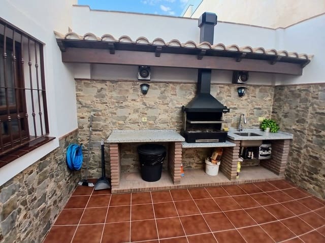 4 quarto Moradia para venda em Los Pacos, Fuengirola - 745 000 € (Ref: 9264282)