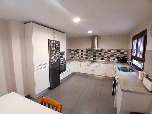 4 quarto Moradia para venda em Los Pacos, Fuengirola - 745 000 € (Ref: 9264282)
