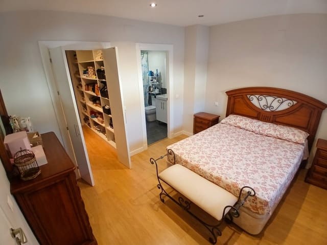 4 quarto Moradia para venda em Los Pacos, Fuengirola - 745 000 € (Ref: 9264282)