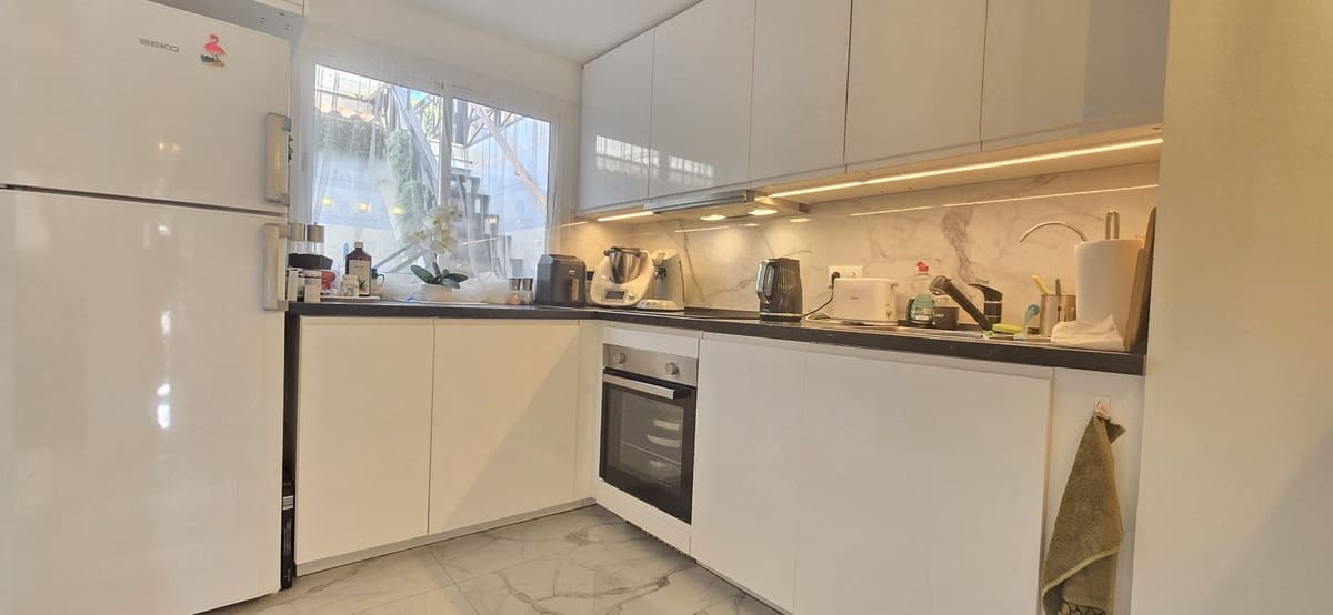 4 sovrum Radhus till salu i Torrevieja med garage - 249 900 € (Ref: 9264283)