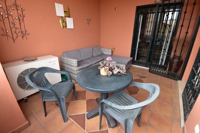 2 soveværelse Lejlighed til salg i Elviria, Marbella med swimmingpool garage - € 339.000 (Ref: 9272344)