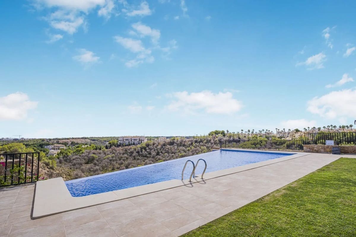 Apartamento de 3 habitaciones en Las Ramblas Golf en venta con piscina - 385.000 € (Ref: 9272347)