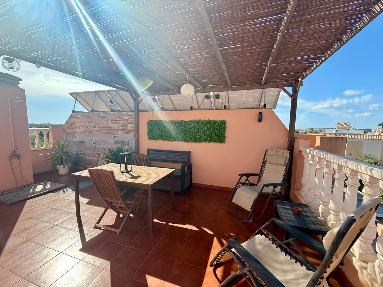 3 sypialnia Dom blizniak na sprzedaż w Torrevieja z basenem - 215 000 € (Ref: 9272349)