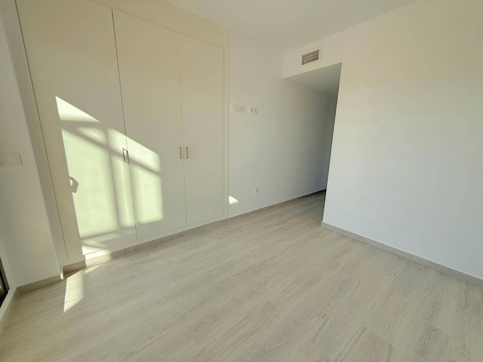 3 bedroom Apartment for sale in Orihuela Costa with pool - € 378,000 (Ref: 9272352)