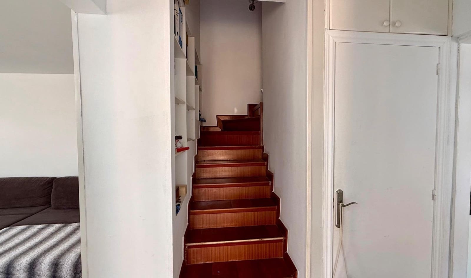 5 bedroom Villa for sale in Torrevieja with pool - € 309,000 (Ref: 9272355)