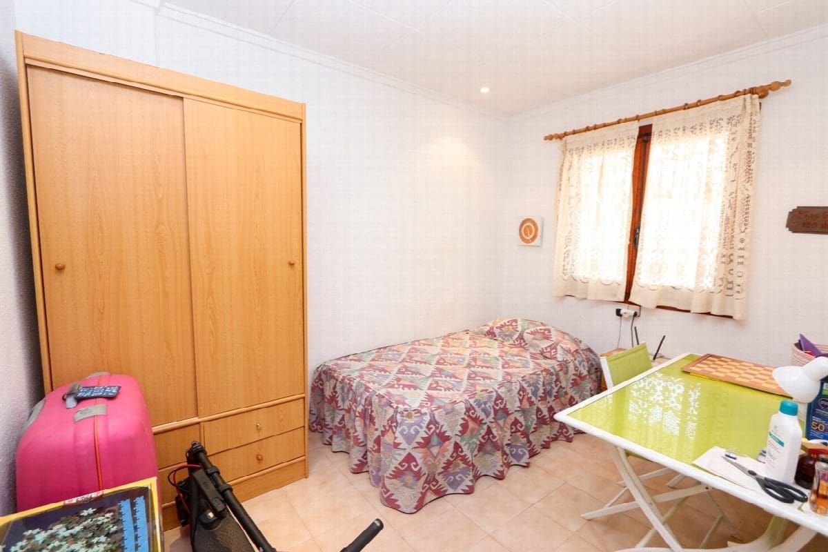 3 bedroom Villa for sale in Pilar de la Horadada - € 269,000 (Ref: 9272357)
