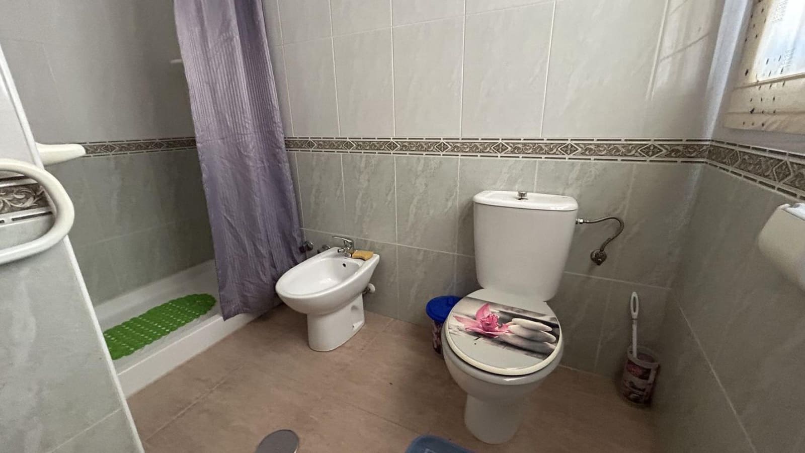2 bedroom Townhouse for sale in Torrevieja with pool - € 195,000 (Ref: 9276195)