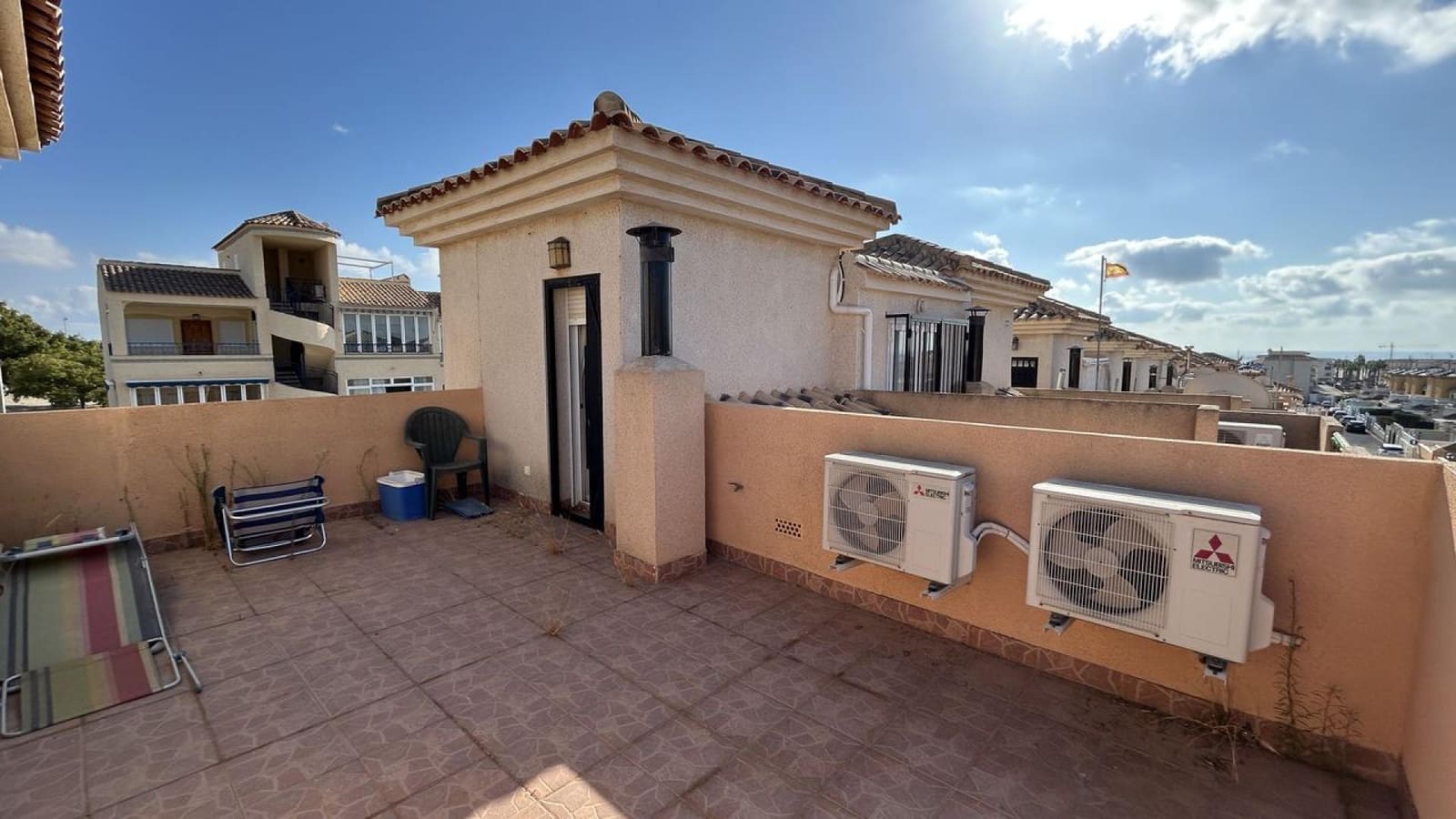 2 bedroom Townhouse for sale in Torrevieja with pool - € 195,000 (Ref: 9276195)