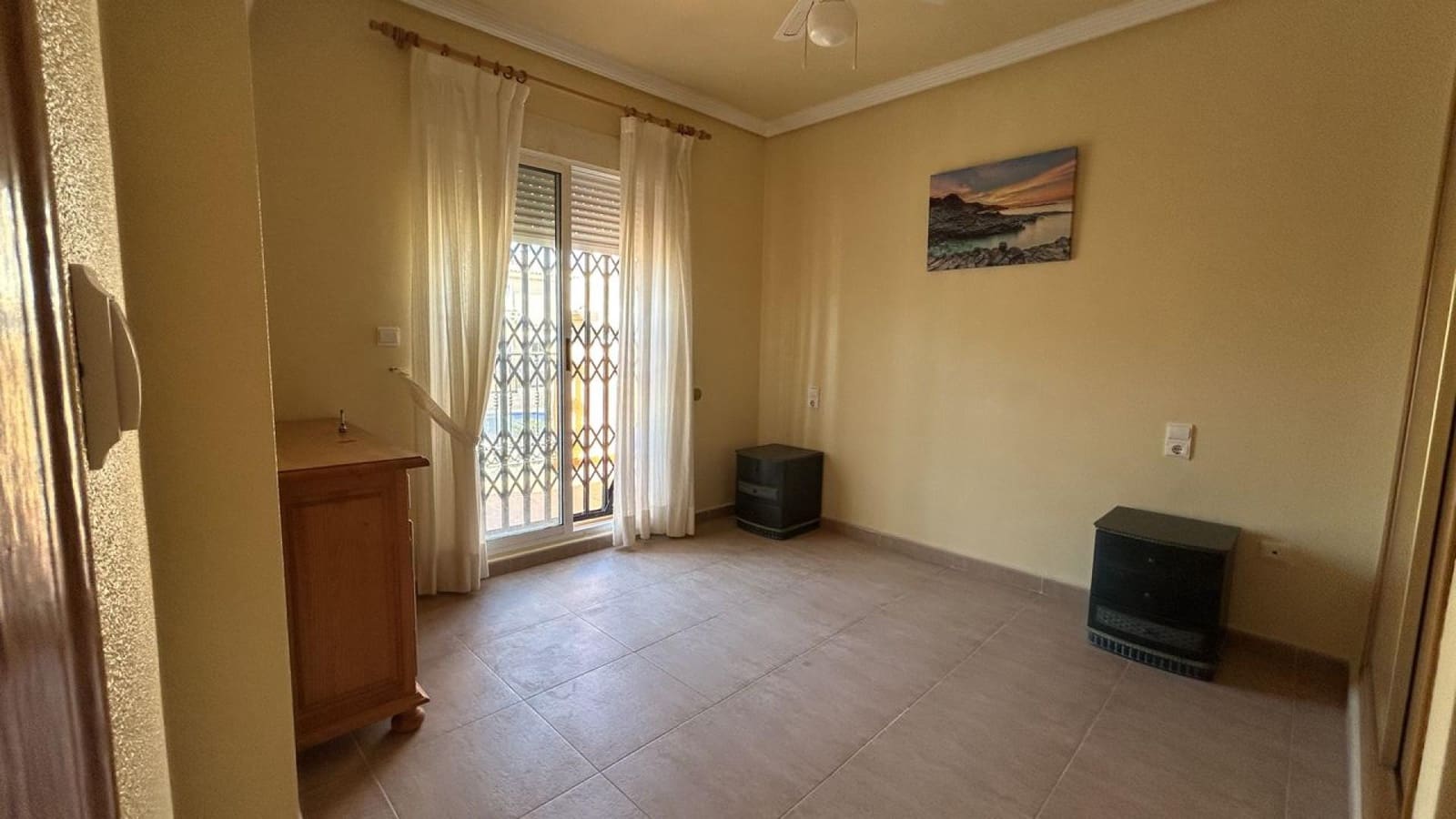 2 bedroom Townhouse for sale in Torrevieja with pool - € 195,000 (Ref: 9276195)
