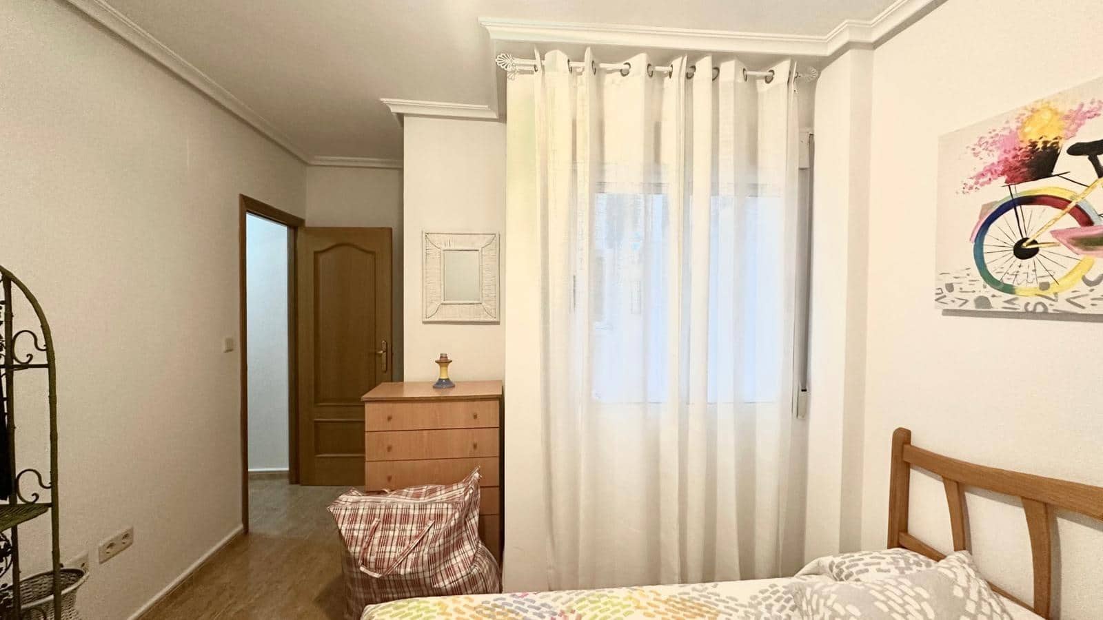 2 makuuhuone Huoneisto myytävänä paikassa Torrevieja mukana uima-altaan - 165 000 € (Ref: 9276202)