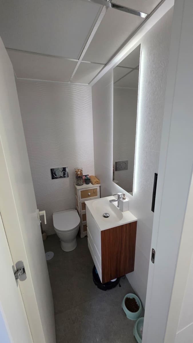 3 makuuhuone Omakotitalo myytävänä paikassa Guardamar del Segura mukana uima-altaan - 449 000 € (Ref: 9276203)