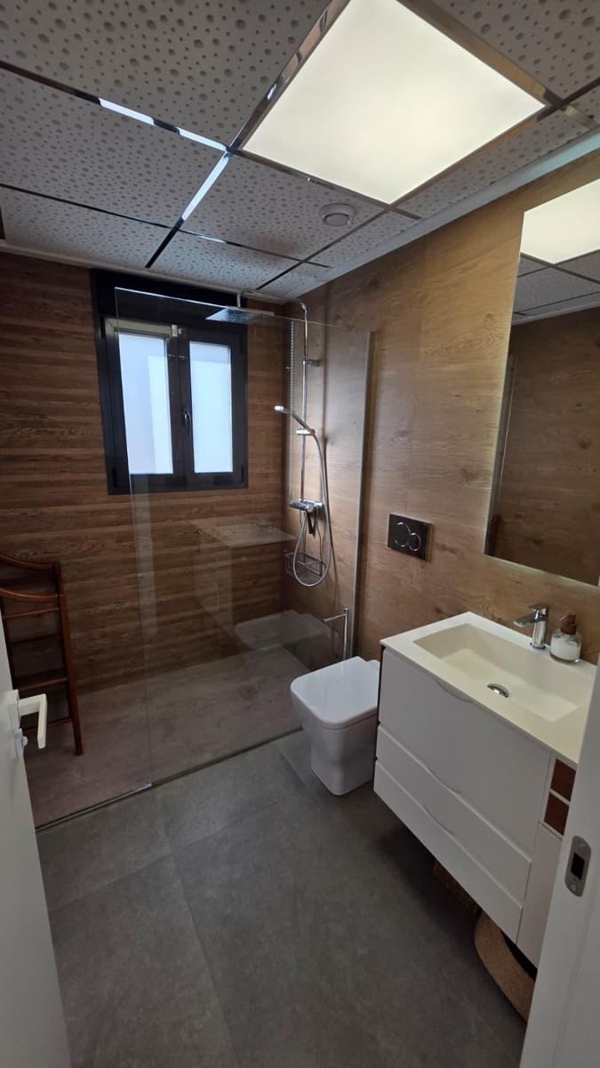 3 makuuhuone Omakotitalo myytävänä paikassa Guardamar del Segura mukana uima-altaan - 449 000 € (Ref: 9276203)